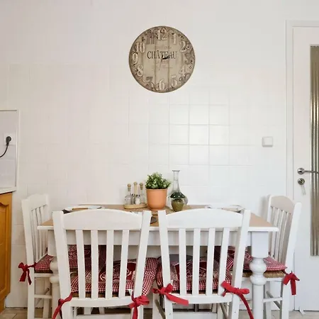 Apartamento Caryatis *