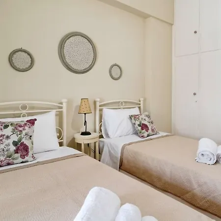 Caryatis Apartamento *